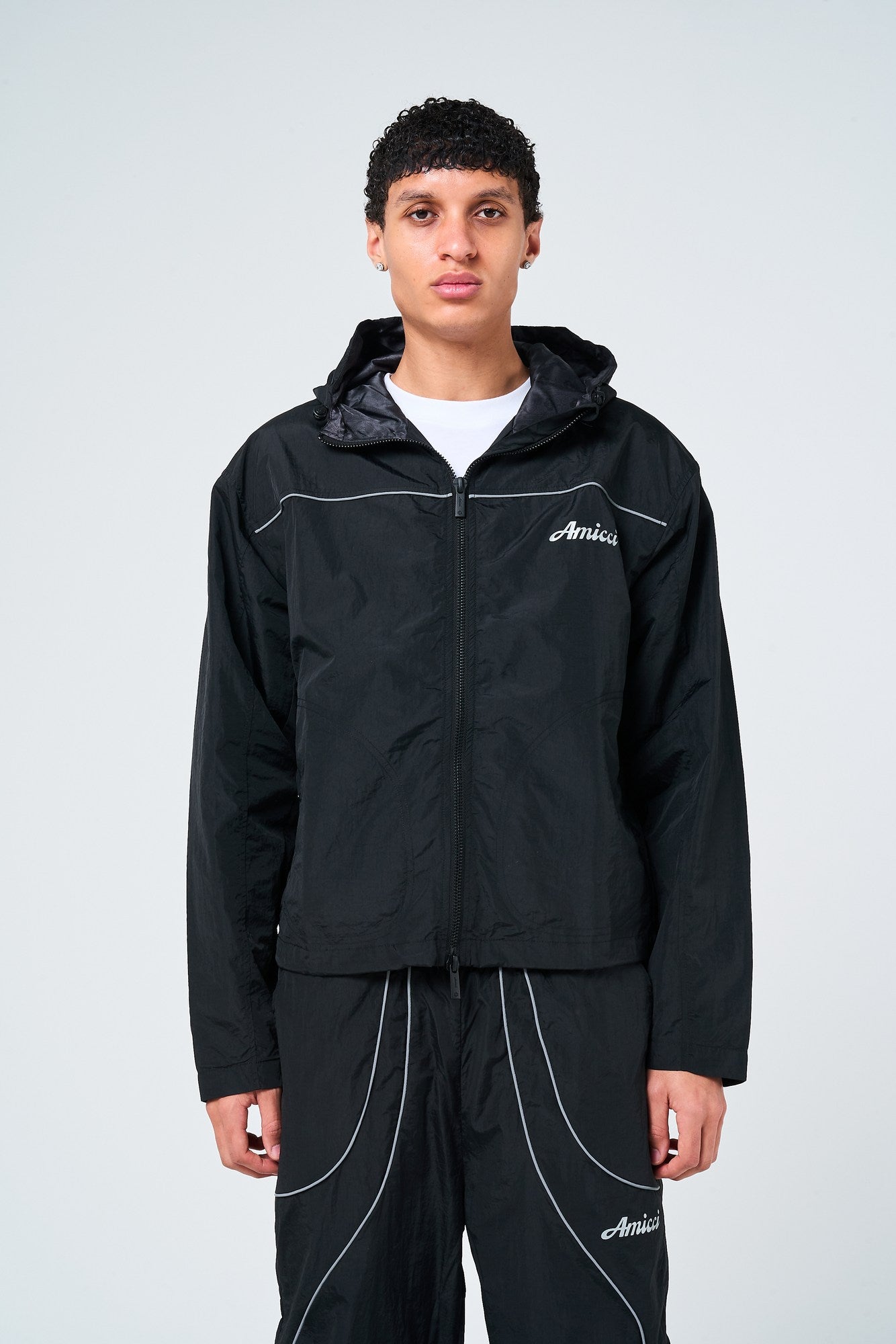 Carson Black Windbreaker – Amicci