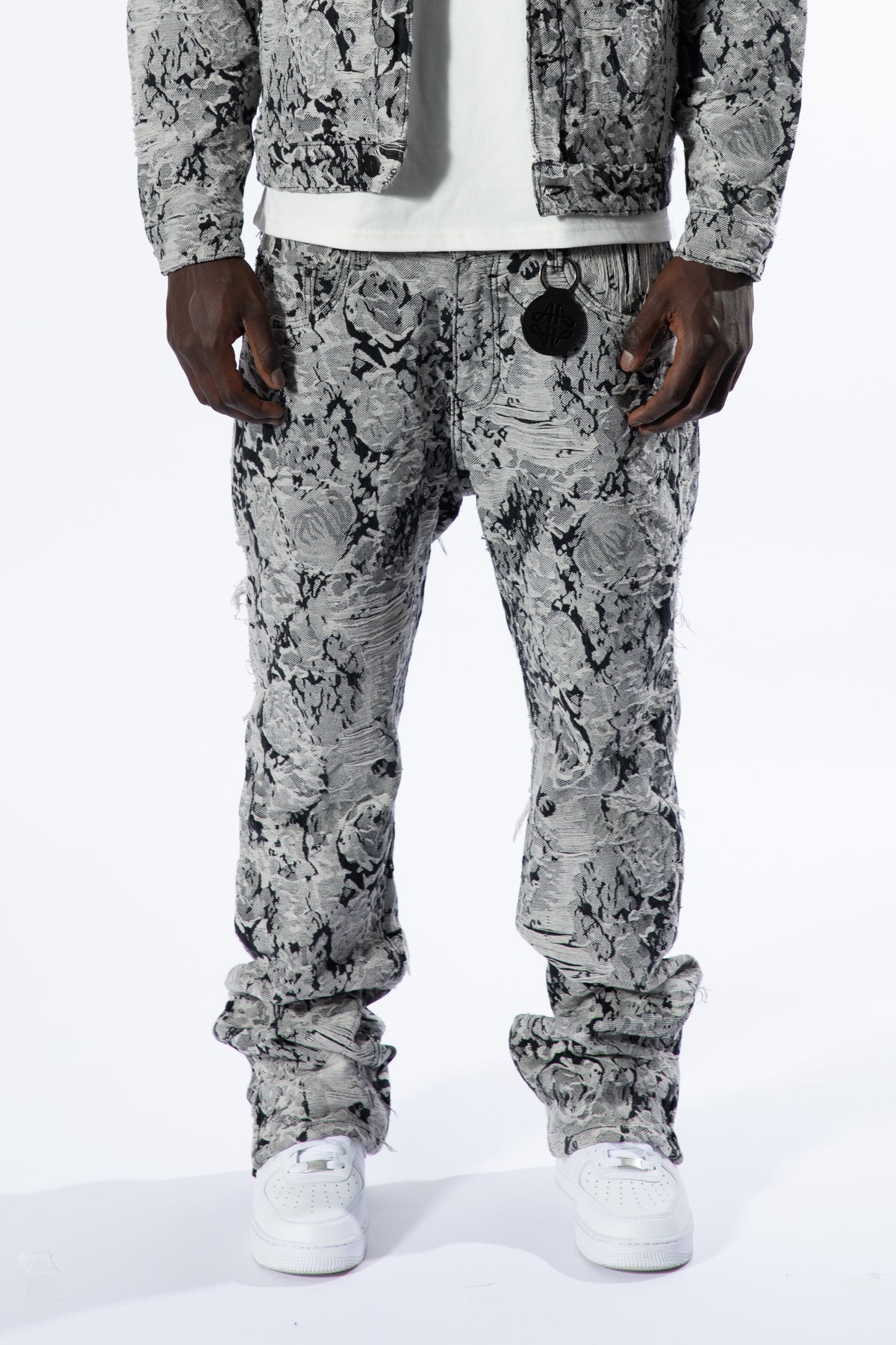 Jeans de mezclilla jacquard Amelio negros