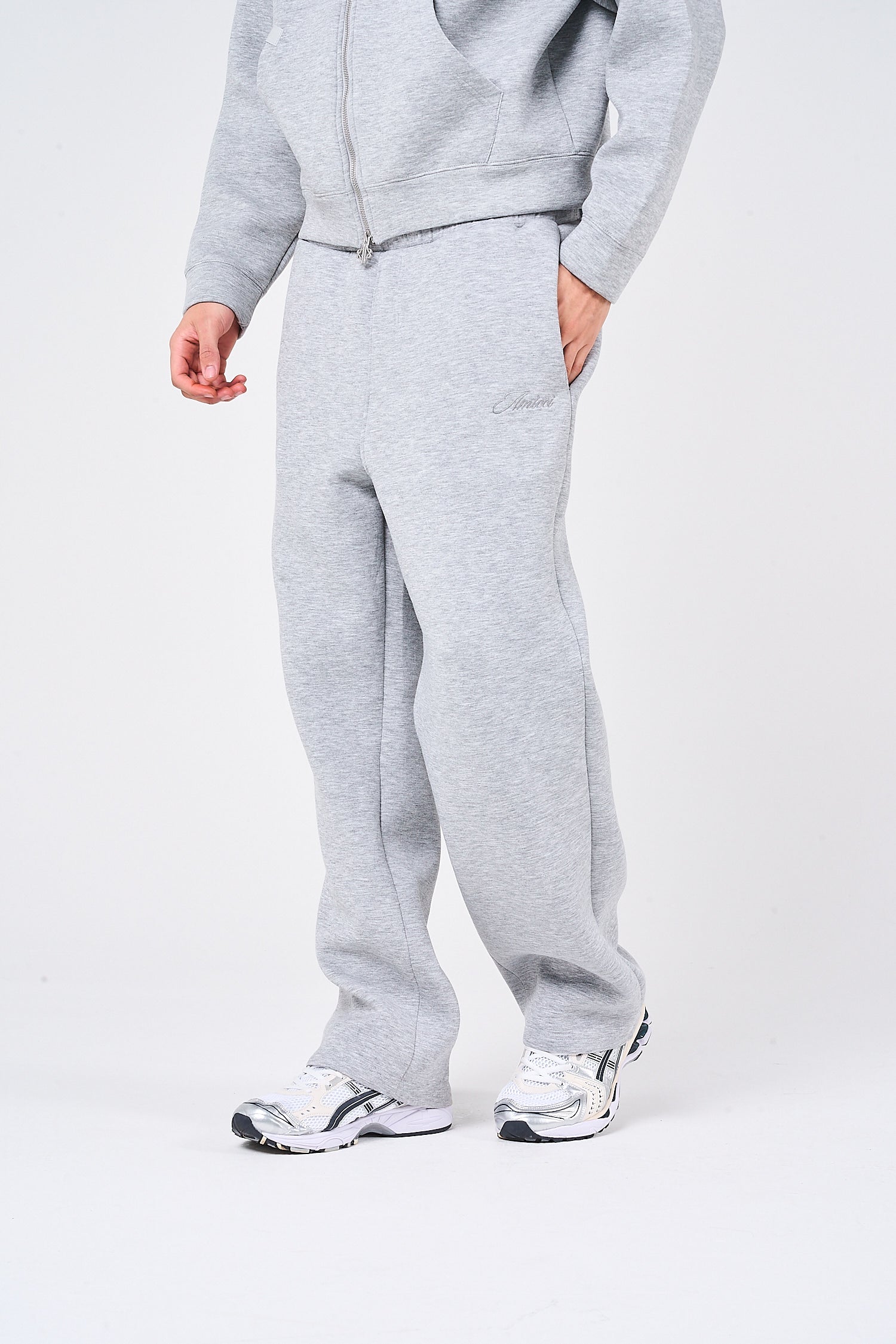 Atelier Grey Scuba Jogger