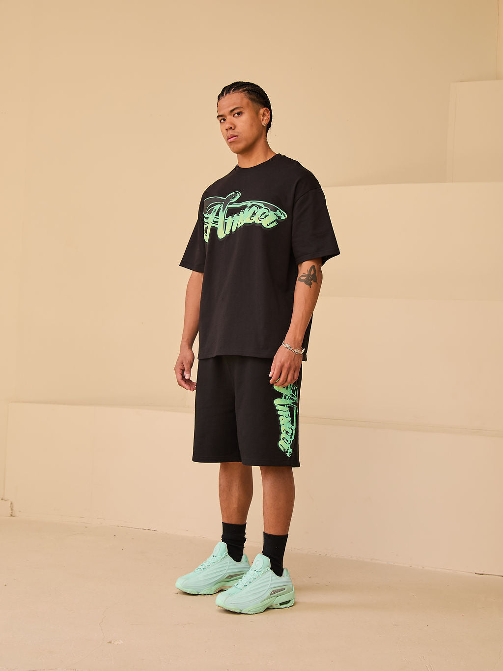 Verdent Graphic Short Black