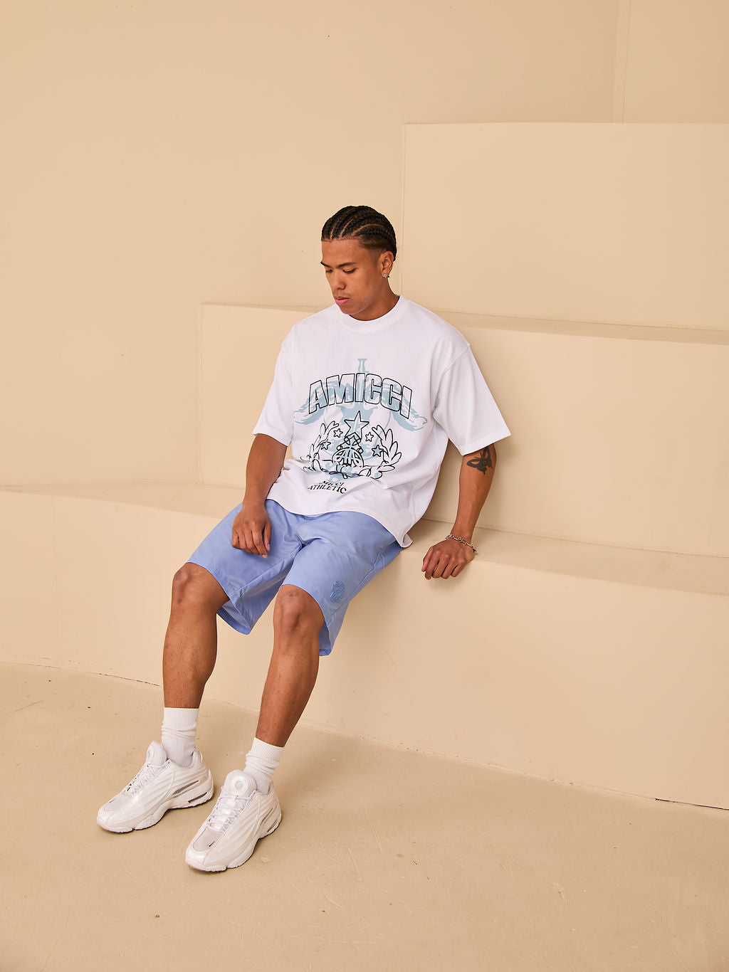 Parade T-Shirt Blau Grafik