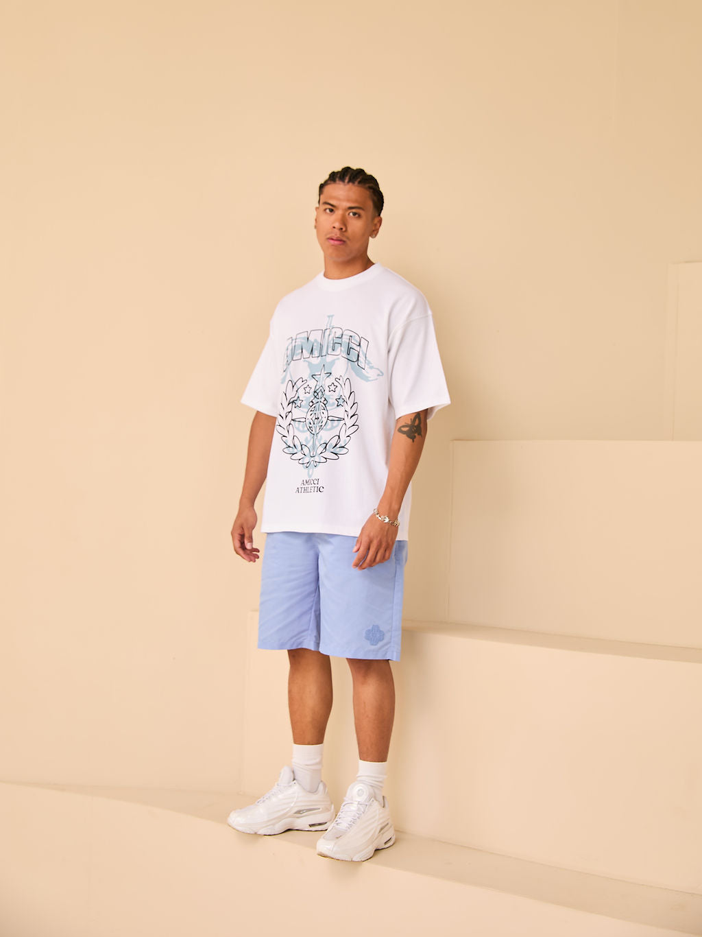 Parade T-Shirt Blau Grafik