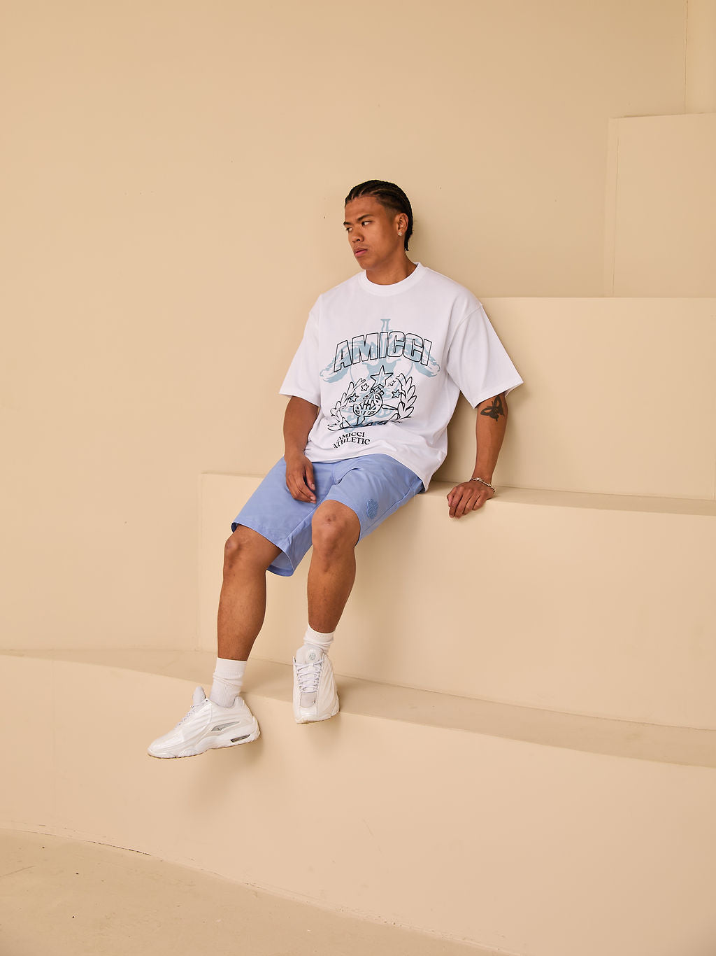 Parade T-Shirt Blau Grafik