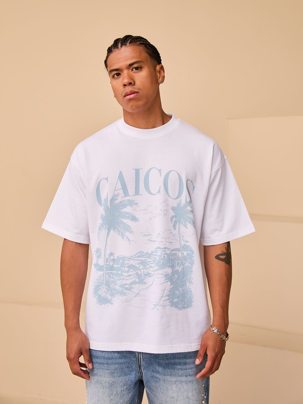 Caicos Weißes Grafik-T-Shirt