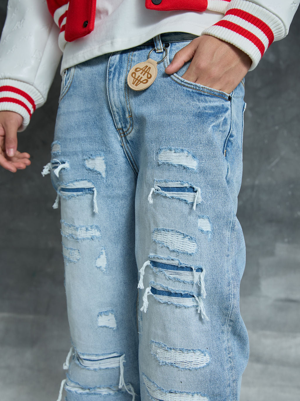 Manuel Blue Ripped Jean