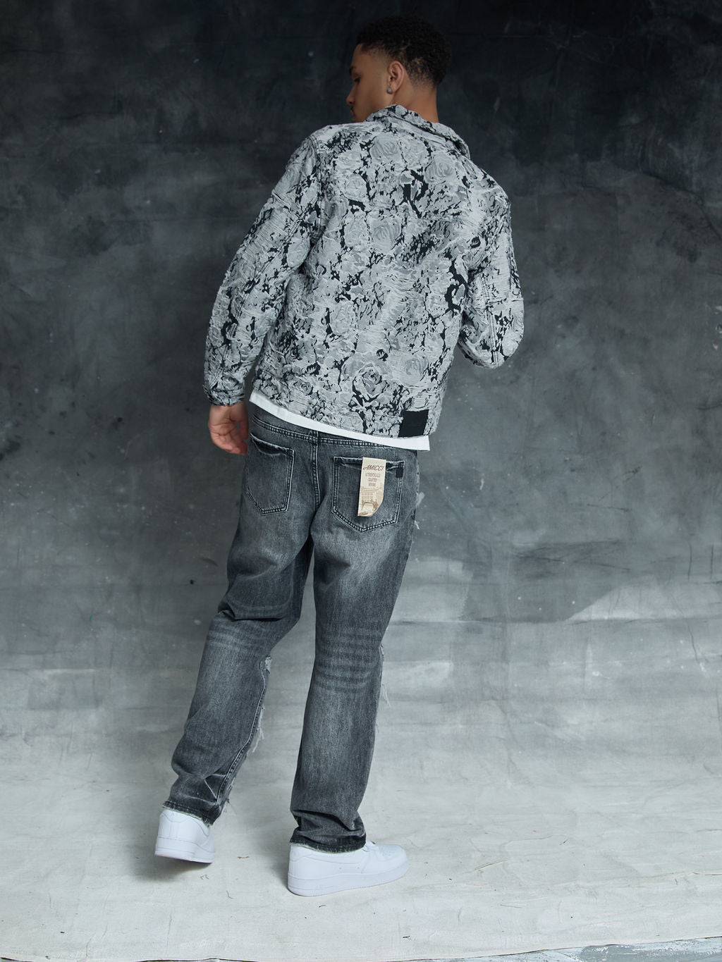 Manuel Grey Jean Rasgado