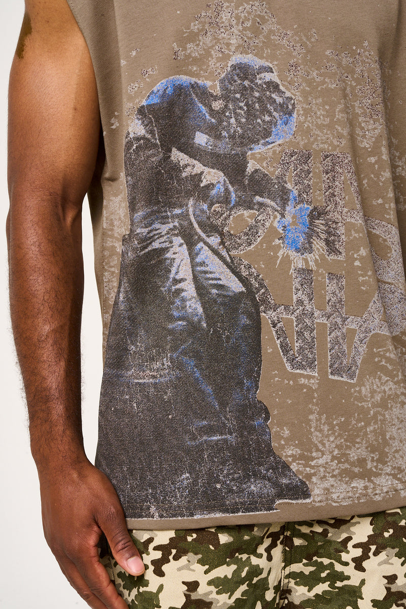 Shackle Sleeveless Graphic T