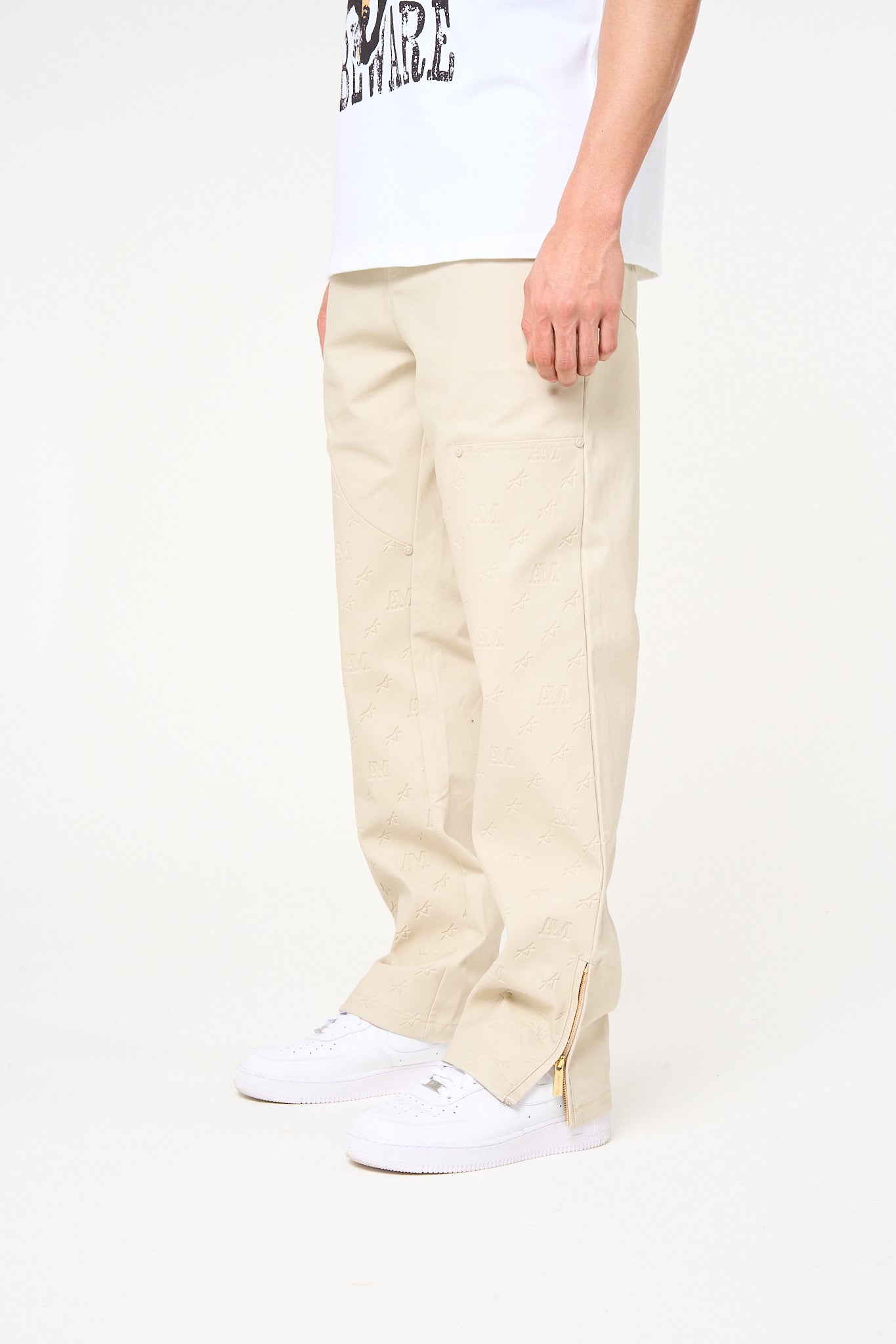 Maceo Embossed Carpenter Pants Beige – Amicci