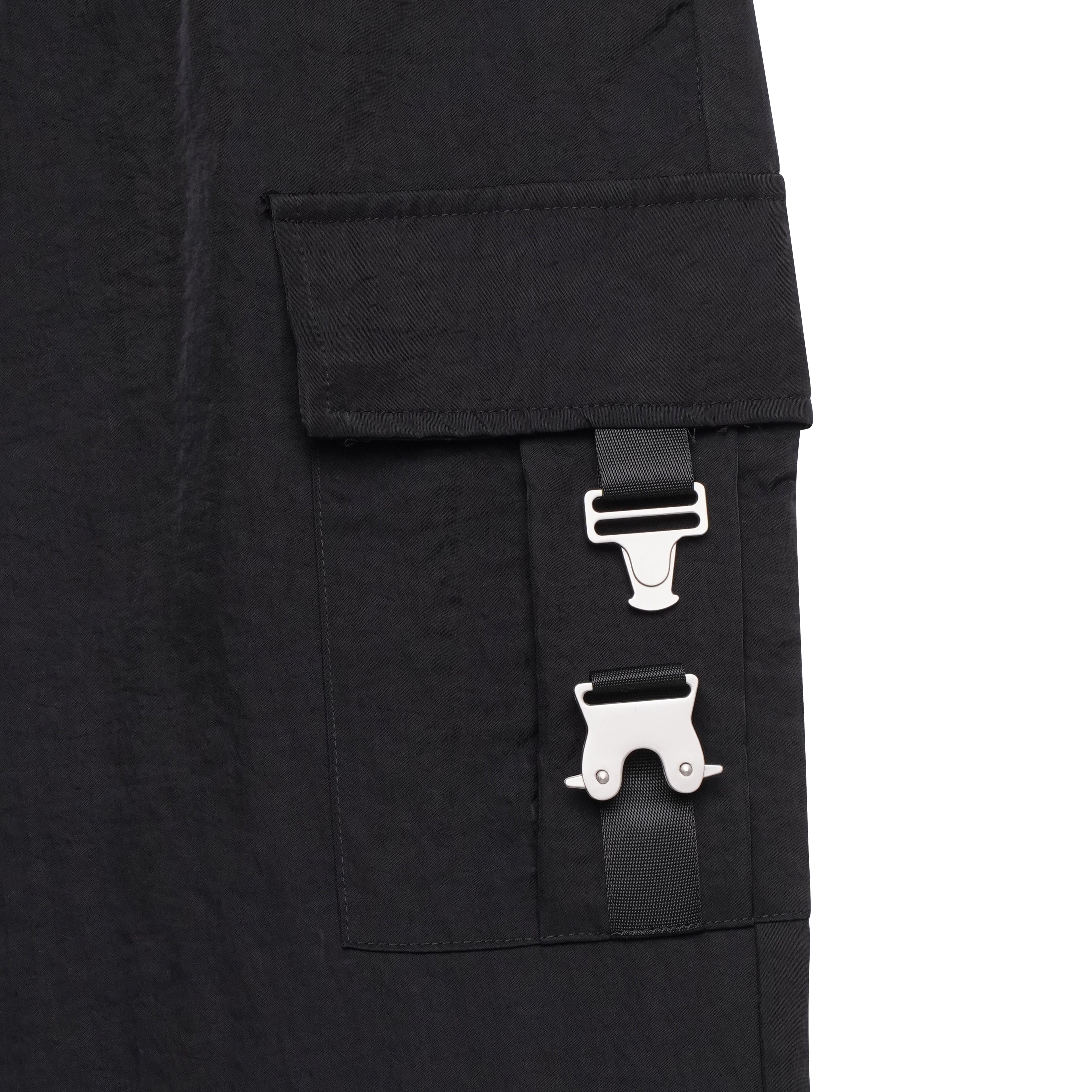 Pantalón cargo con hebilla Matteo