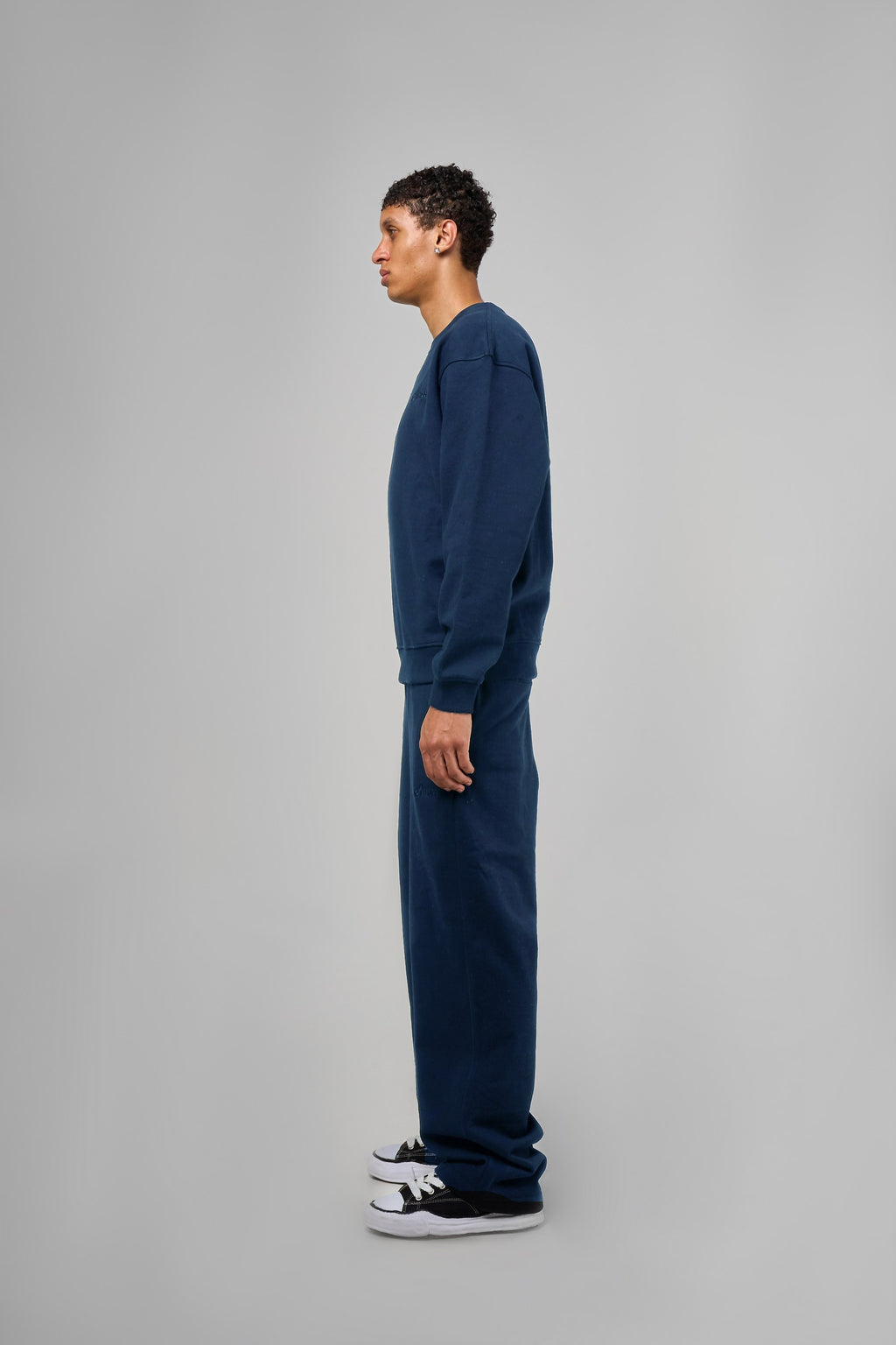 Jerozi Navy Sweatshirt