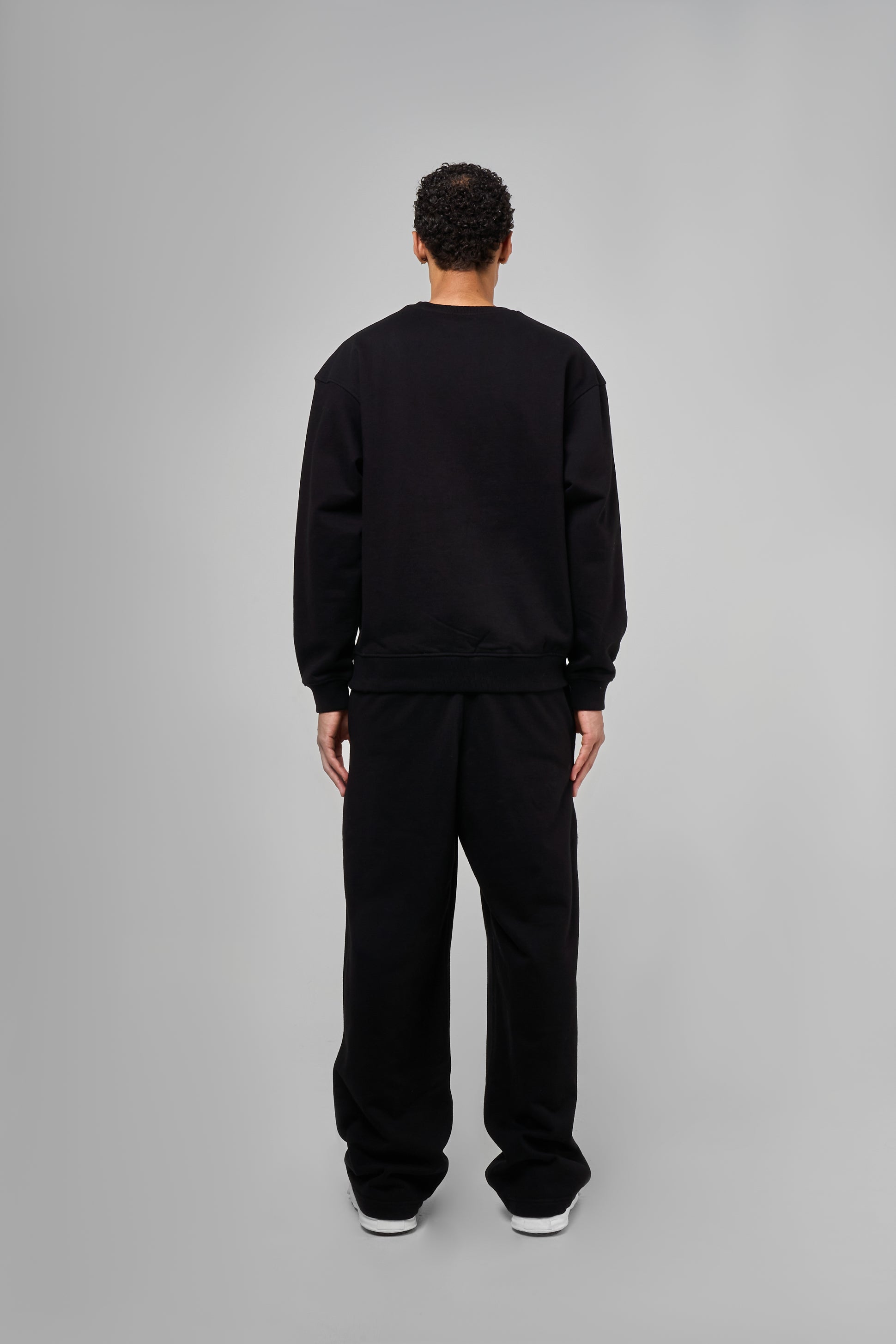 Jerozi Black Sweatshirt